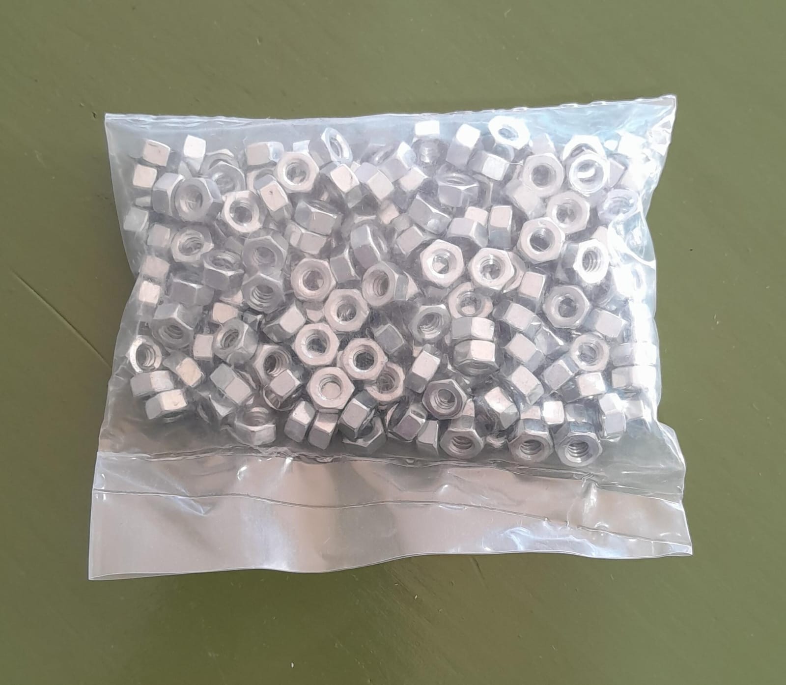 TUERCA HEXAGONAL ZINCADA 3/16"(TOR. TANQUE) X UN