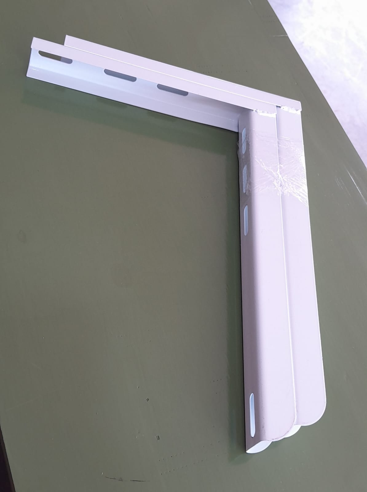 MENSULA REFORZADA 50CM AIRE ACONDICIONADO