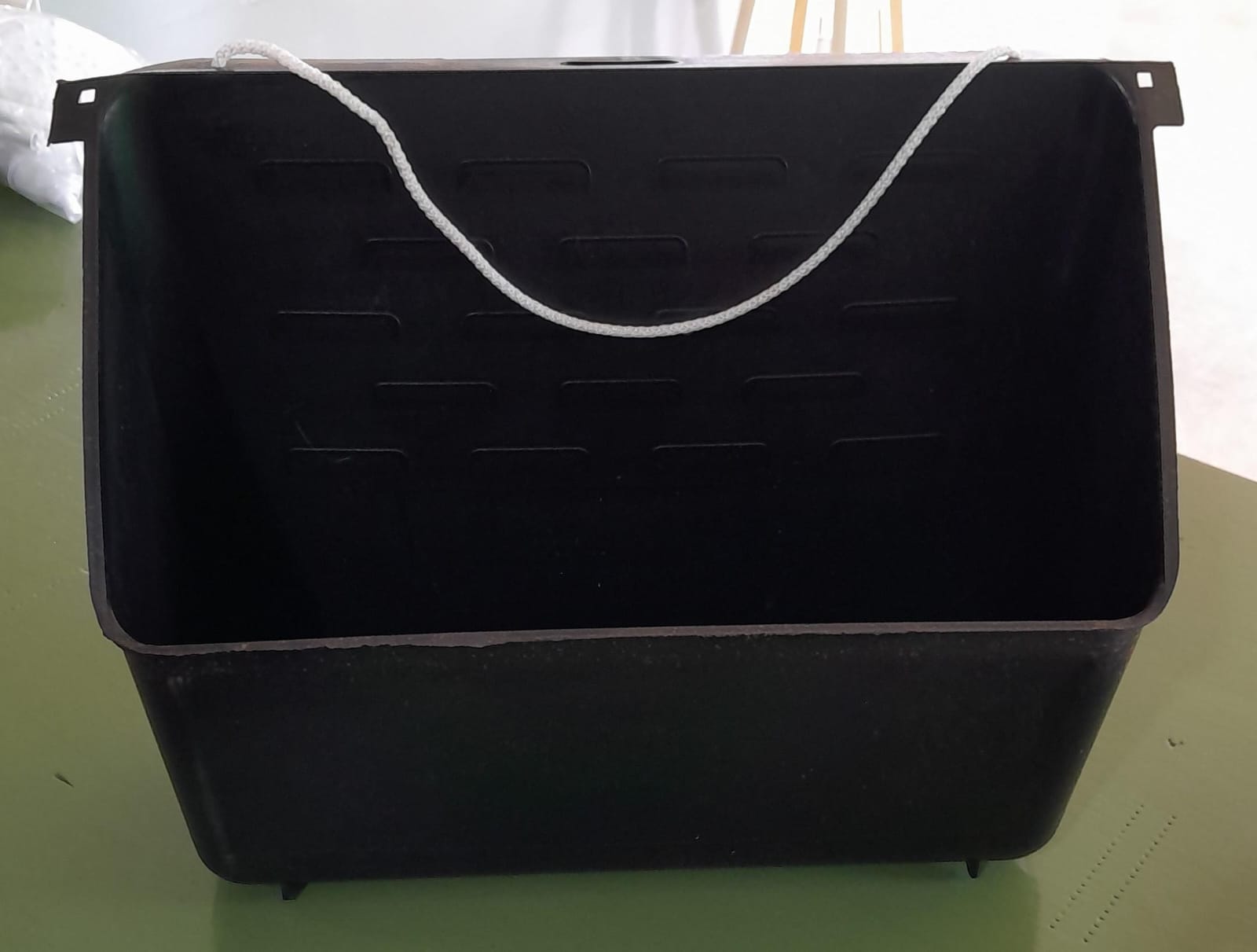 BANDEJA PINTOR COLGAR