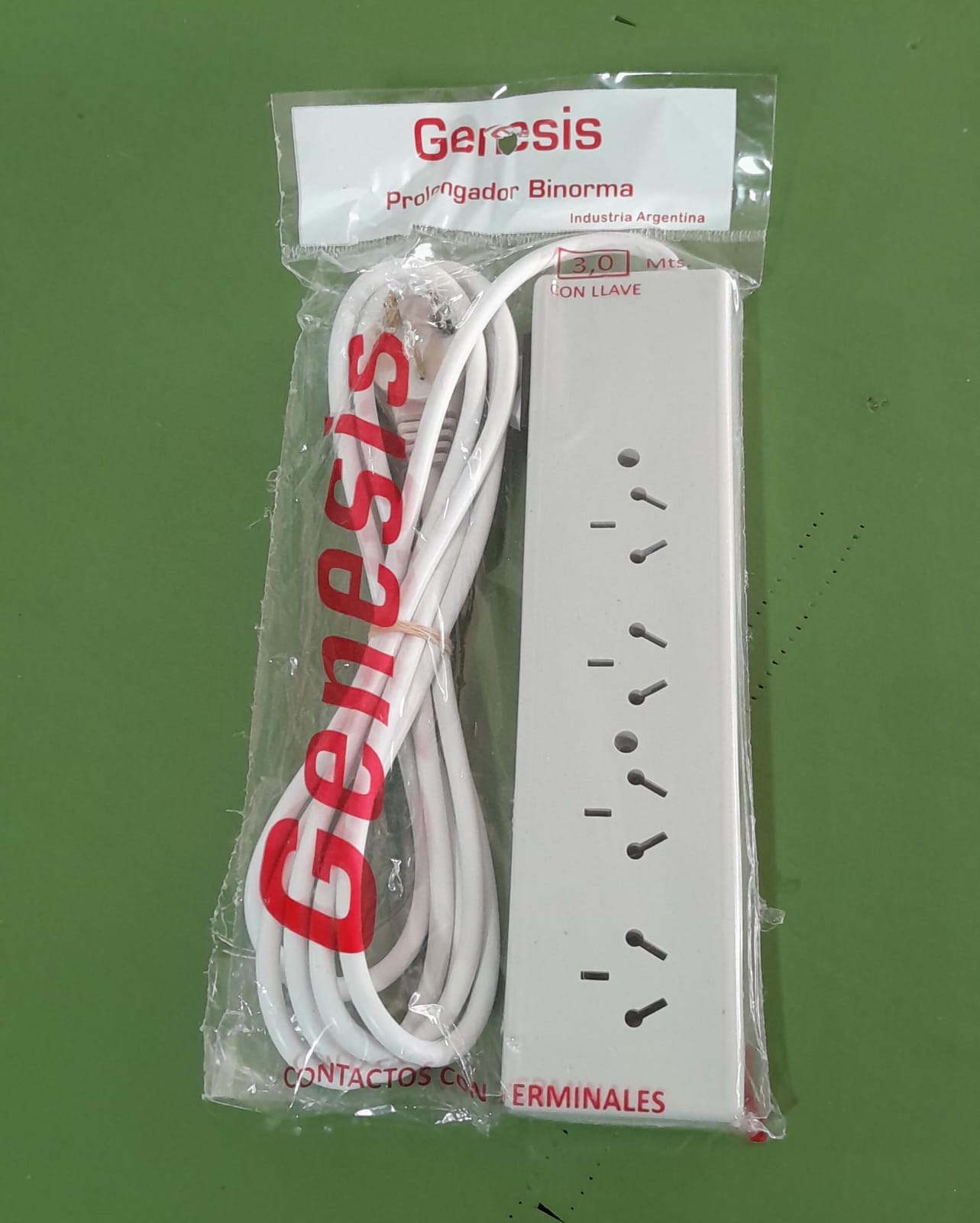 ZAPATILLA CON CABLE 1.5MT GENESIS