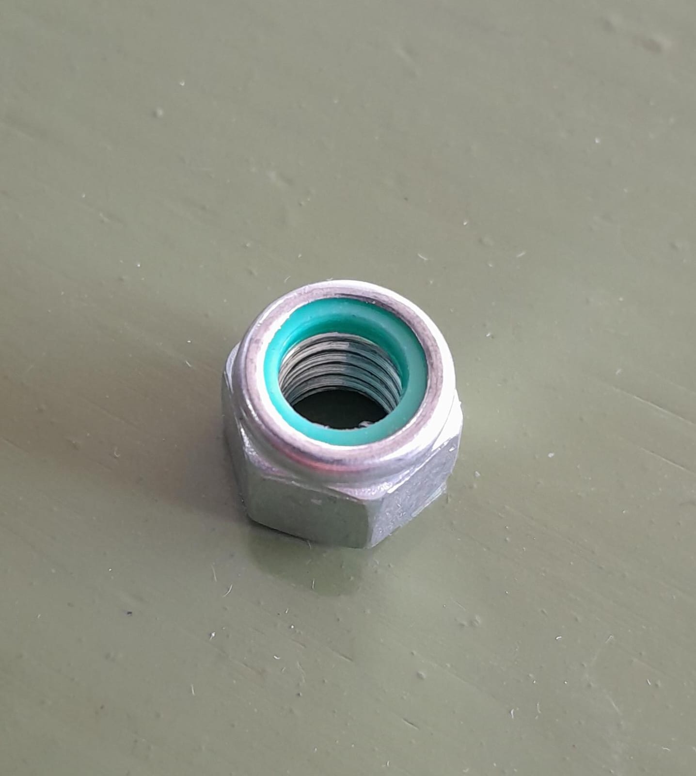 TUERCA AUTOFRENANTE USS 1/4"