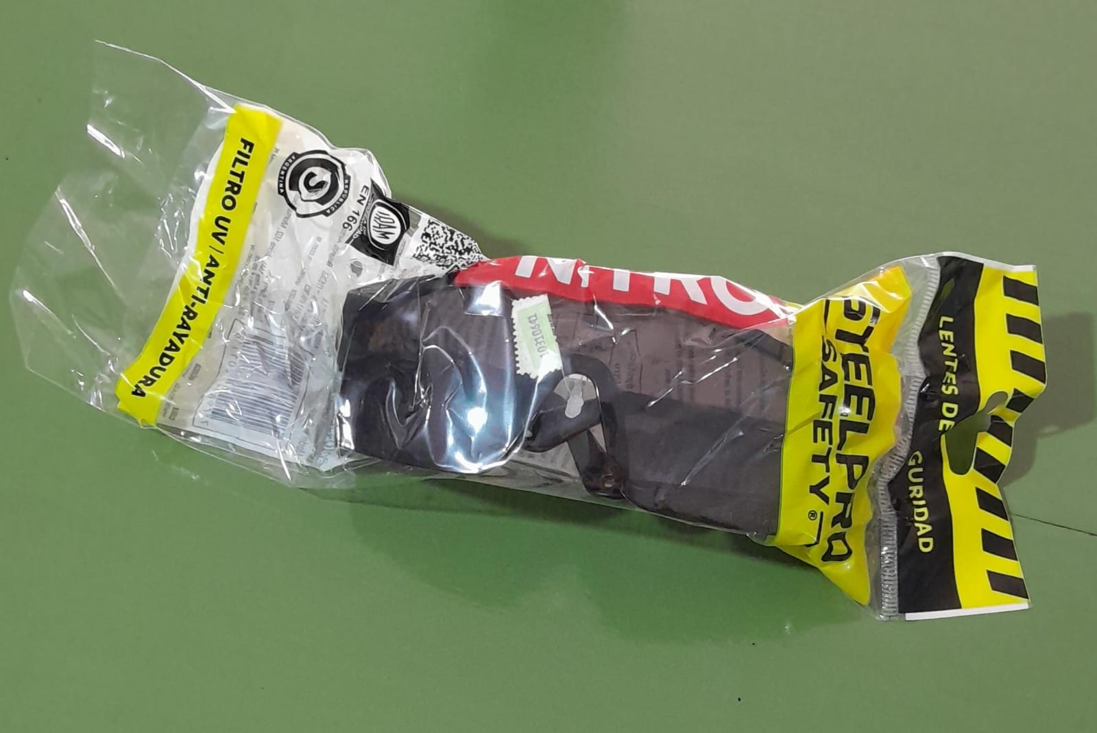 Anteojo Patilla Regulable Smoke  STEELPRO