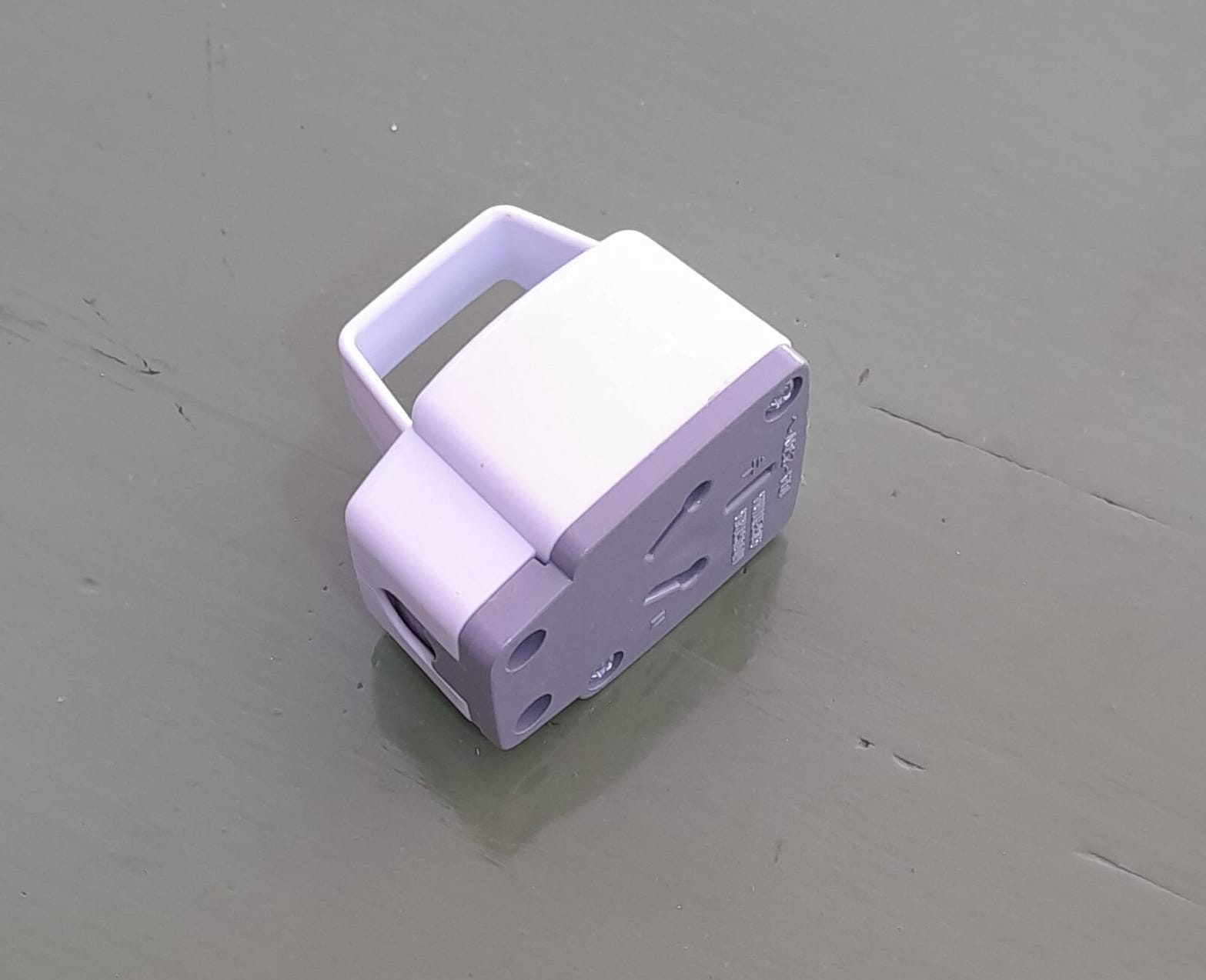 FICHA HEMBRA C/MANIJA MIG 10A