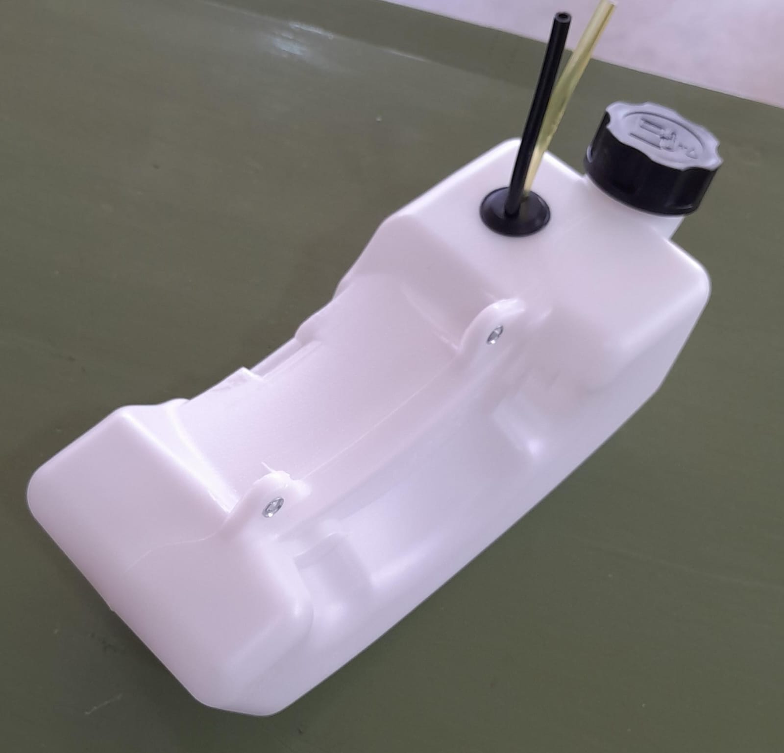 TANQUE NAFTA DESMALEZADORA