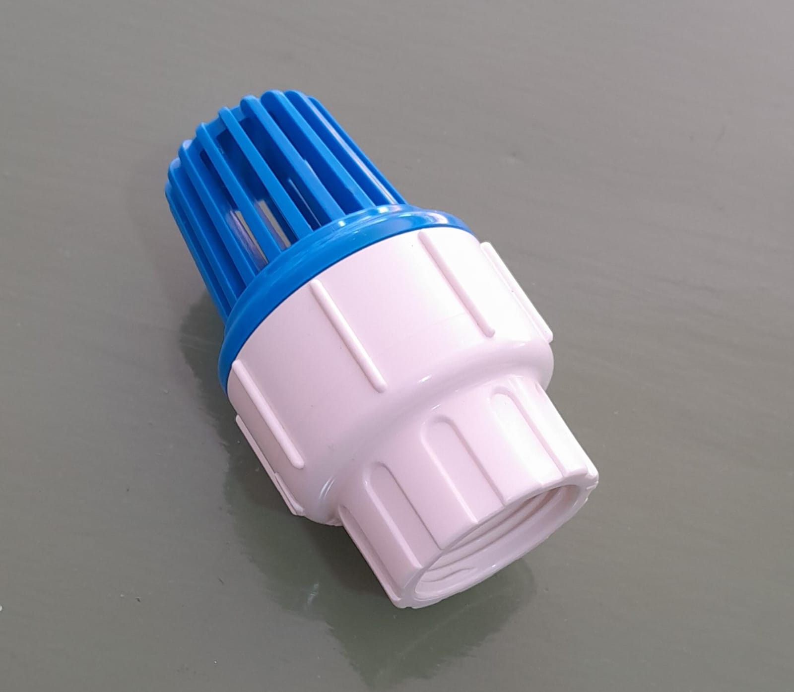 VALVULA DE RETENCION C/FILTRO 3/4"