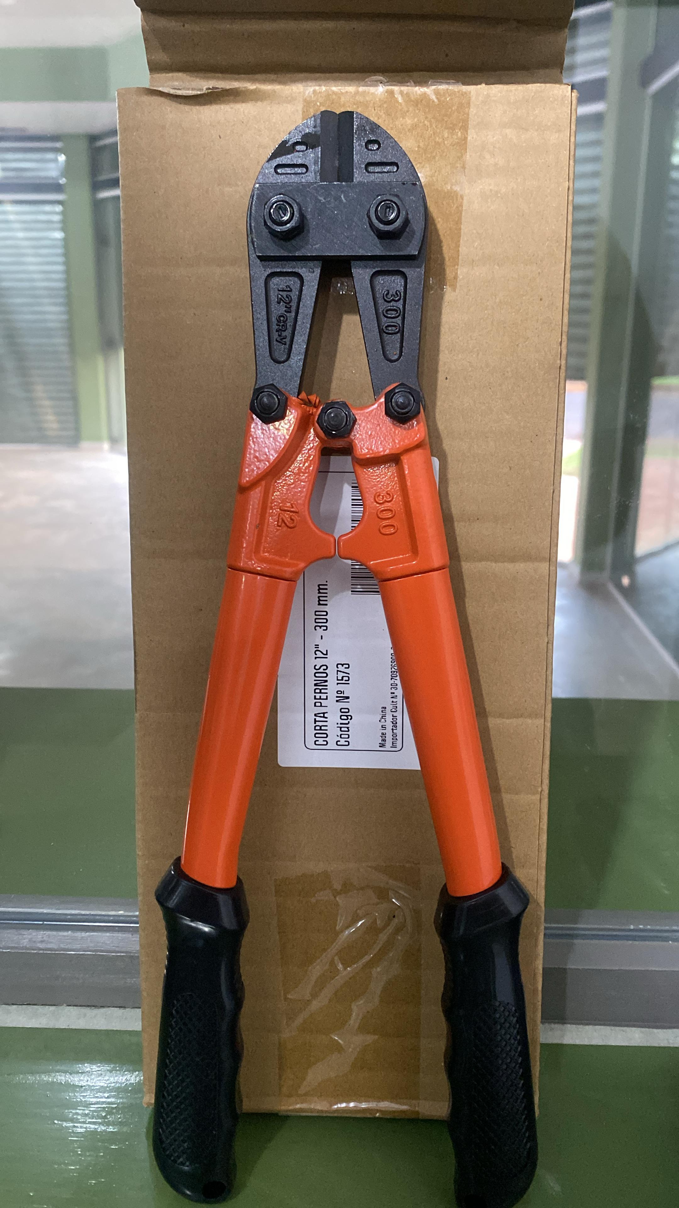 CORTA PERNOS 12" CR. VANADIO KITANA