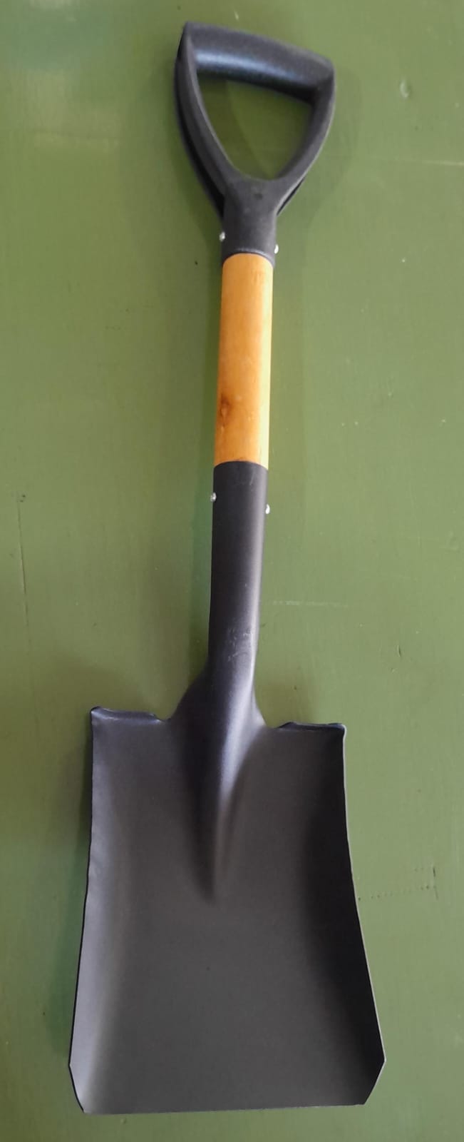 PALA ANCHA JARDINERA