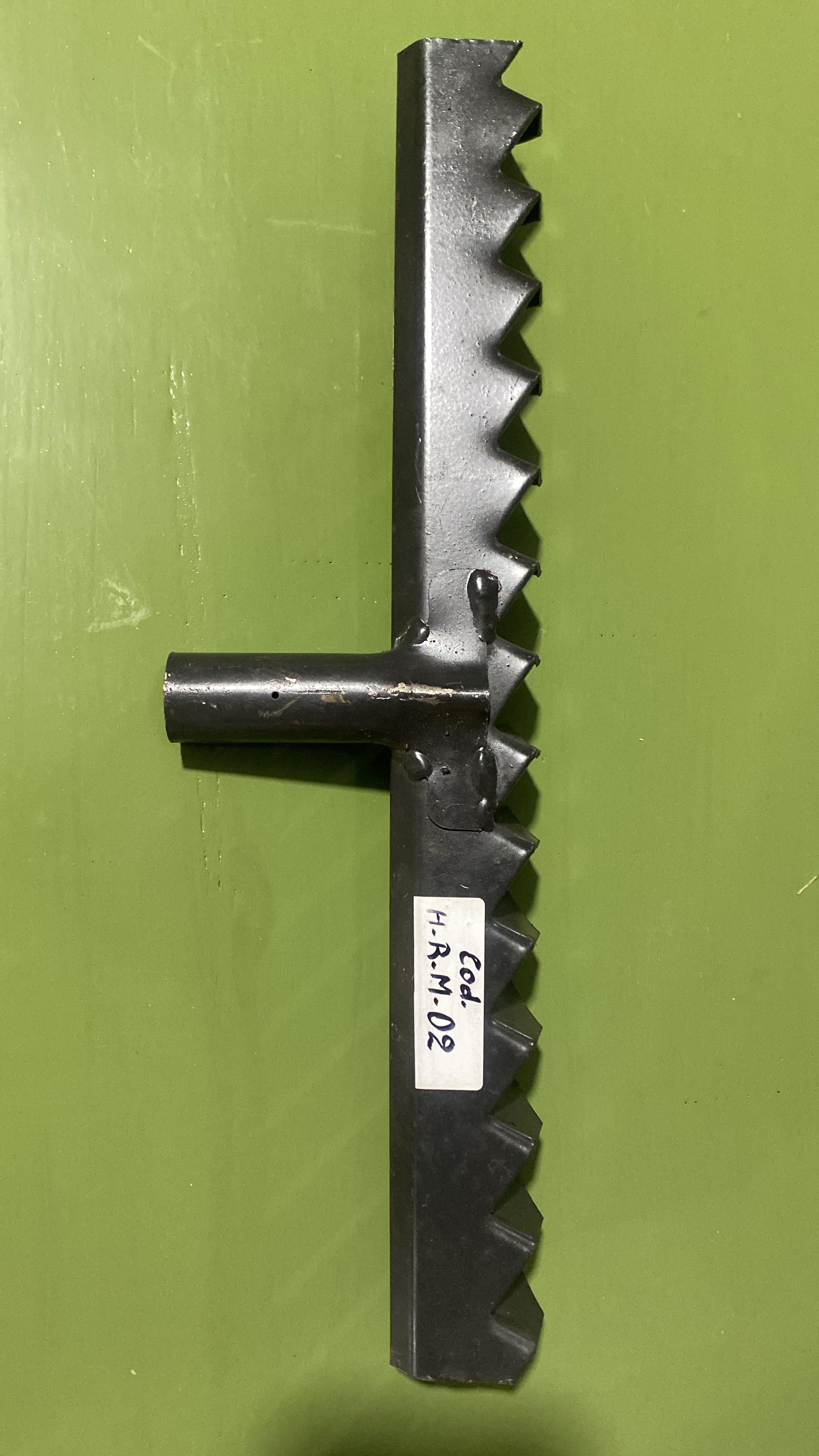 RASTRILLO 16 DIENTES ECO METAL HIMPA