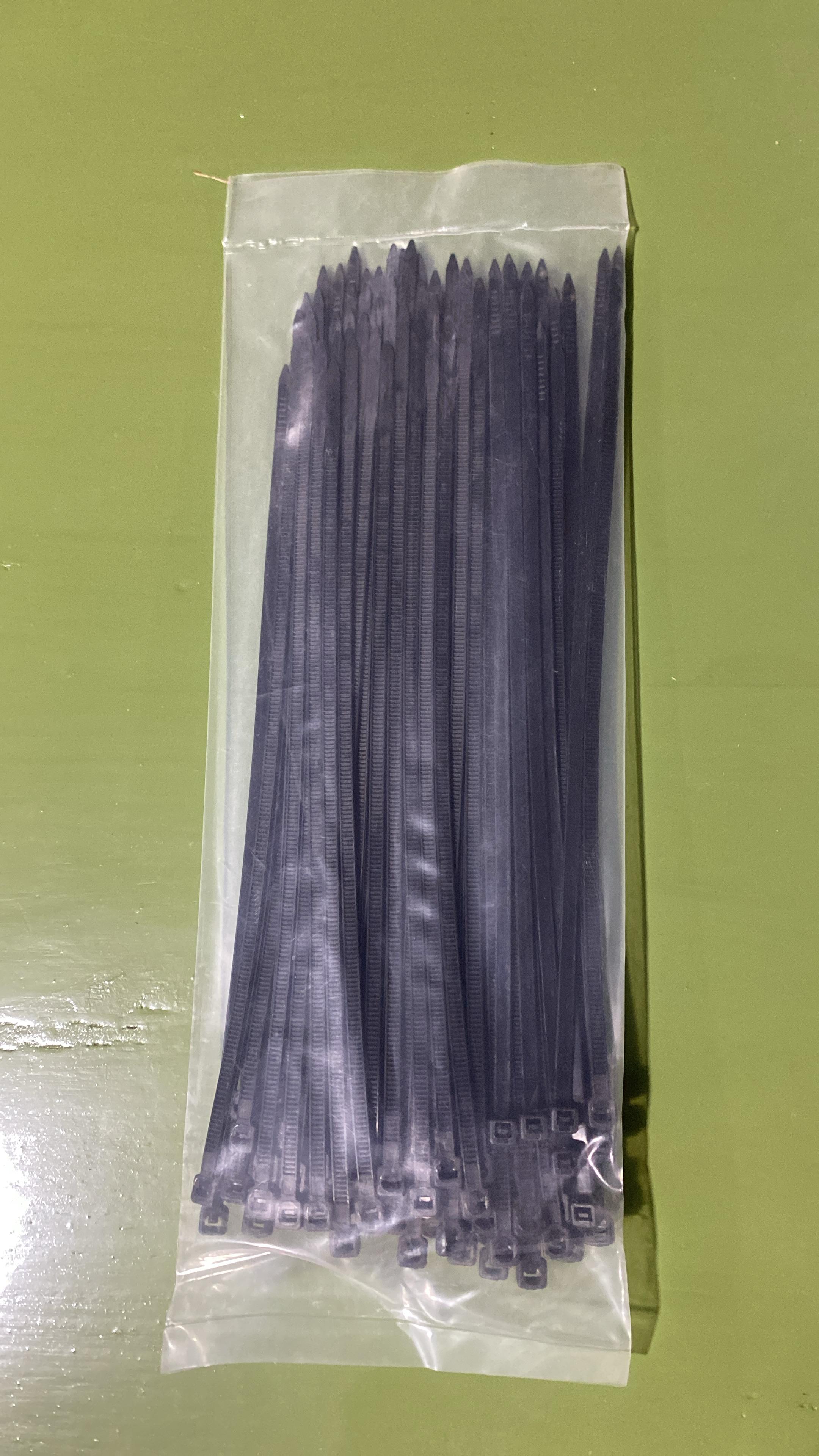 PRECINTO 3.6X200 MM HIMPA