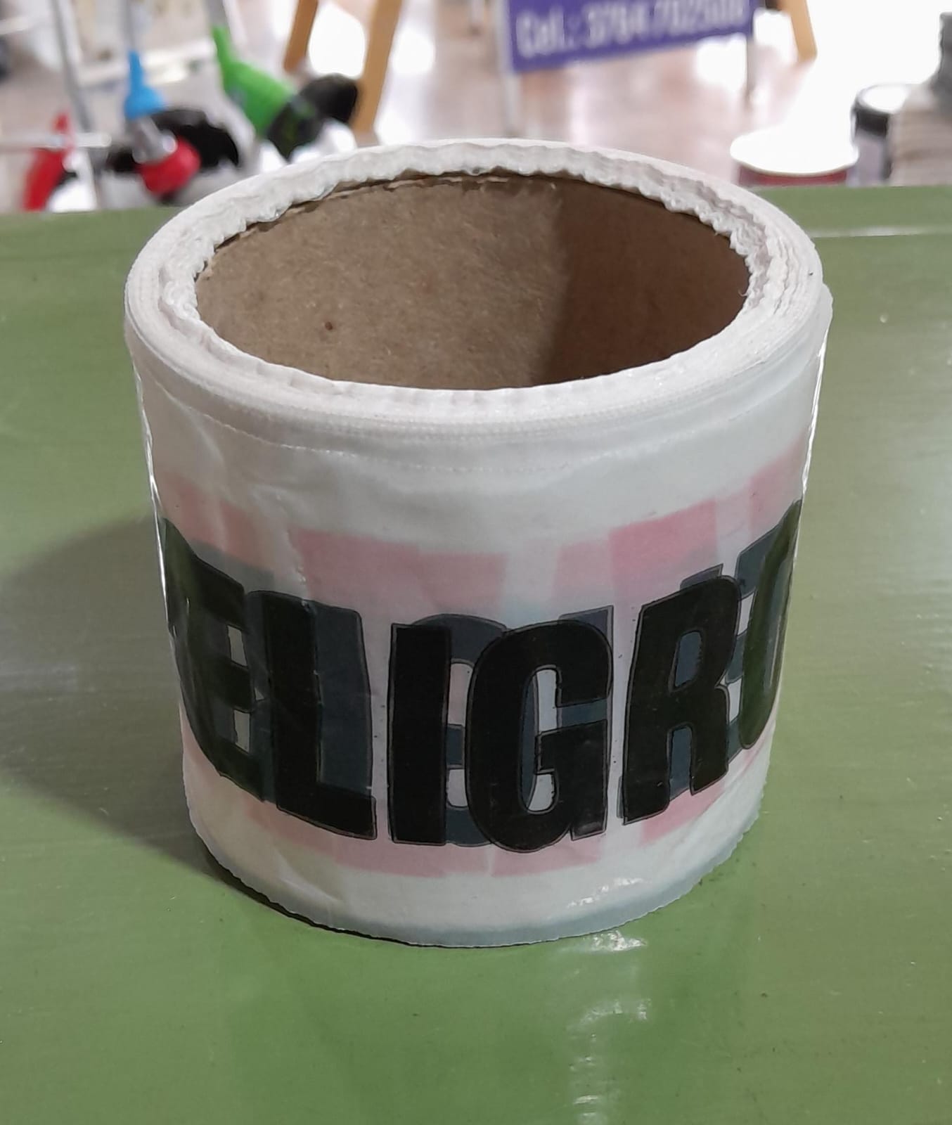CINTA PELIGRO 8CM X 100M