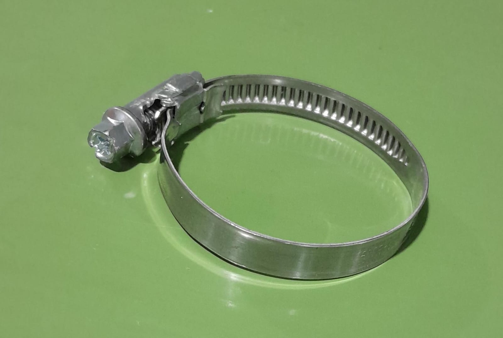 ABRAZADERA PERFECTO 9MM 32-50