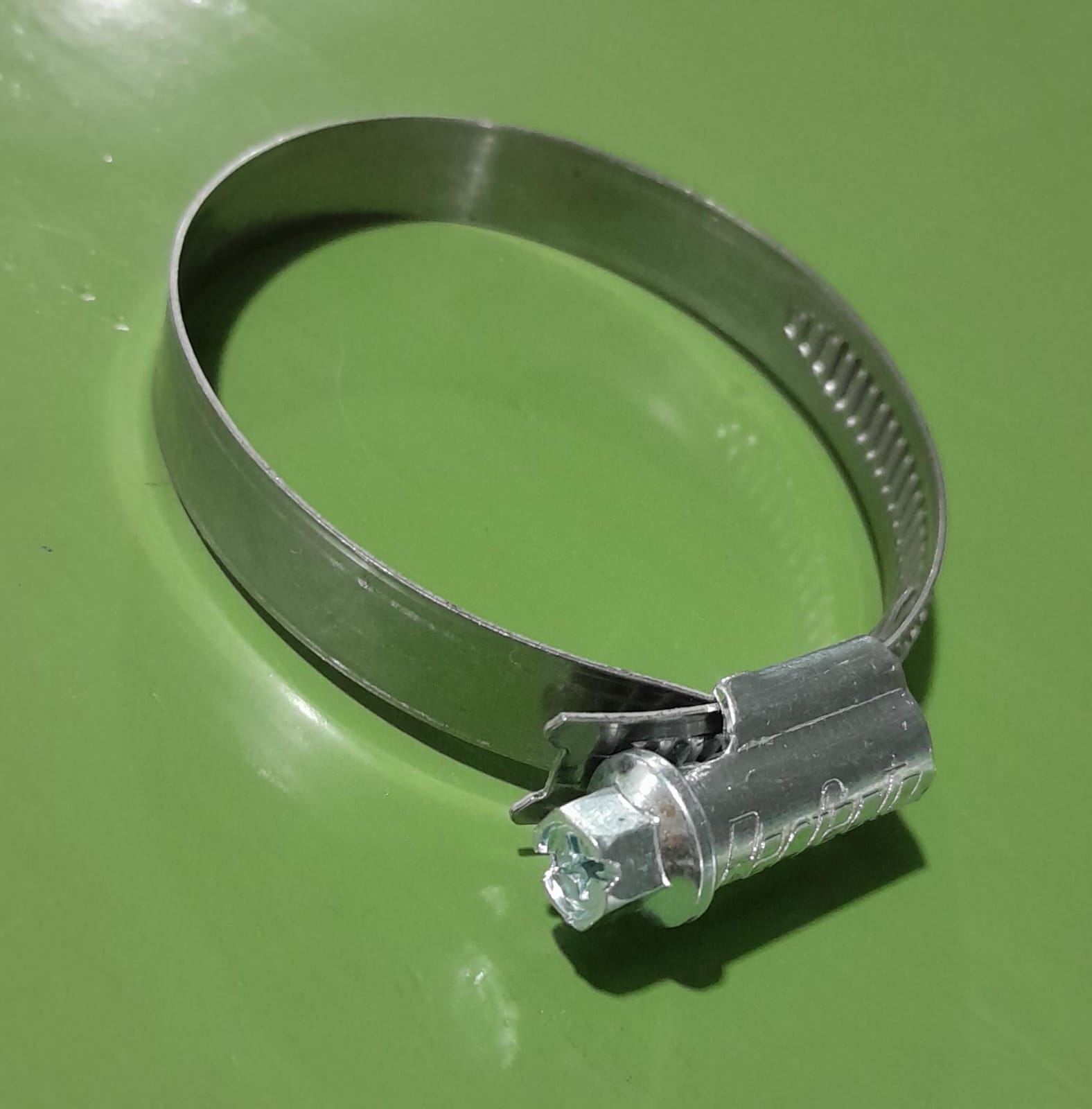 ABRAZADERA 12MM 40-60