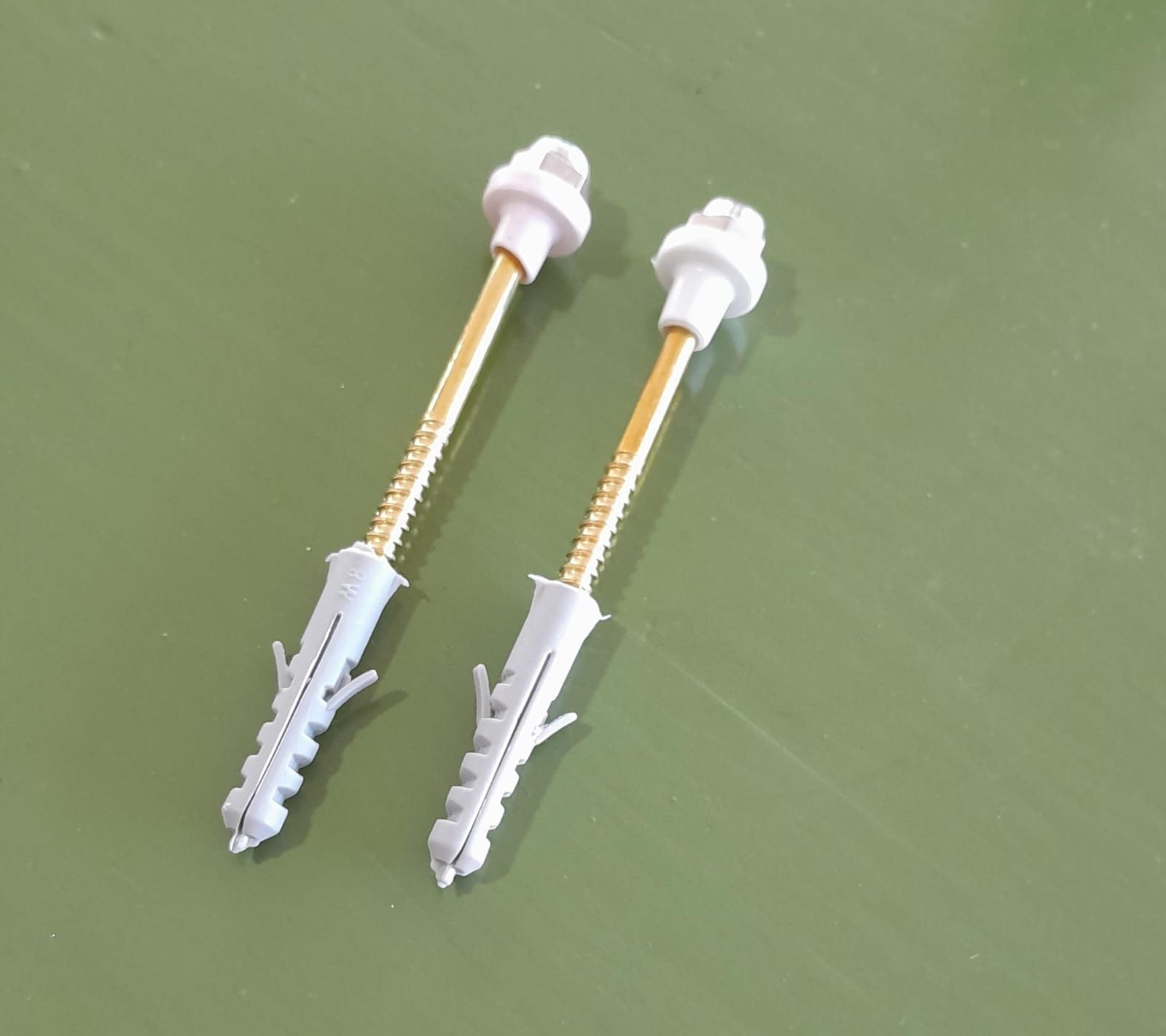 TORNILLO P/INODORO BIDET CAB. NIQ. 22X80 X UN