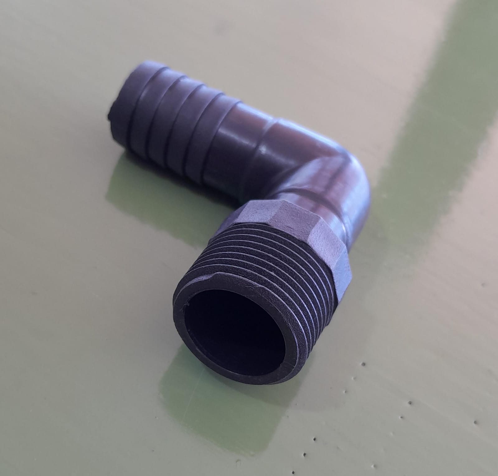 CODO ESPIGA-ROSCA MACHO 3/4" POLIETILENO X UN