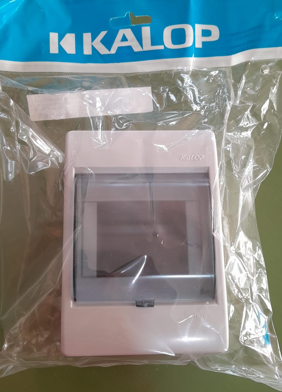 CAJA P/4  TERMICA EXT. CON PUERTA KALOP