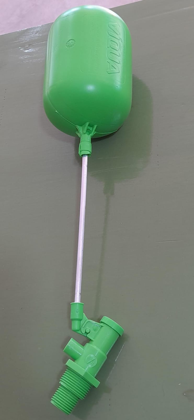 FLOTANTE P/TANQUE PLASTICO VIQUA 1/2"