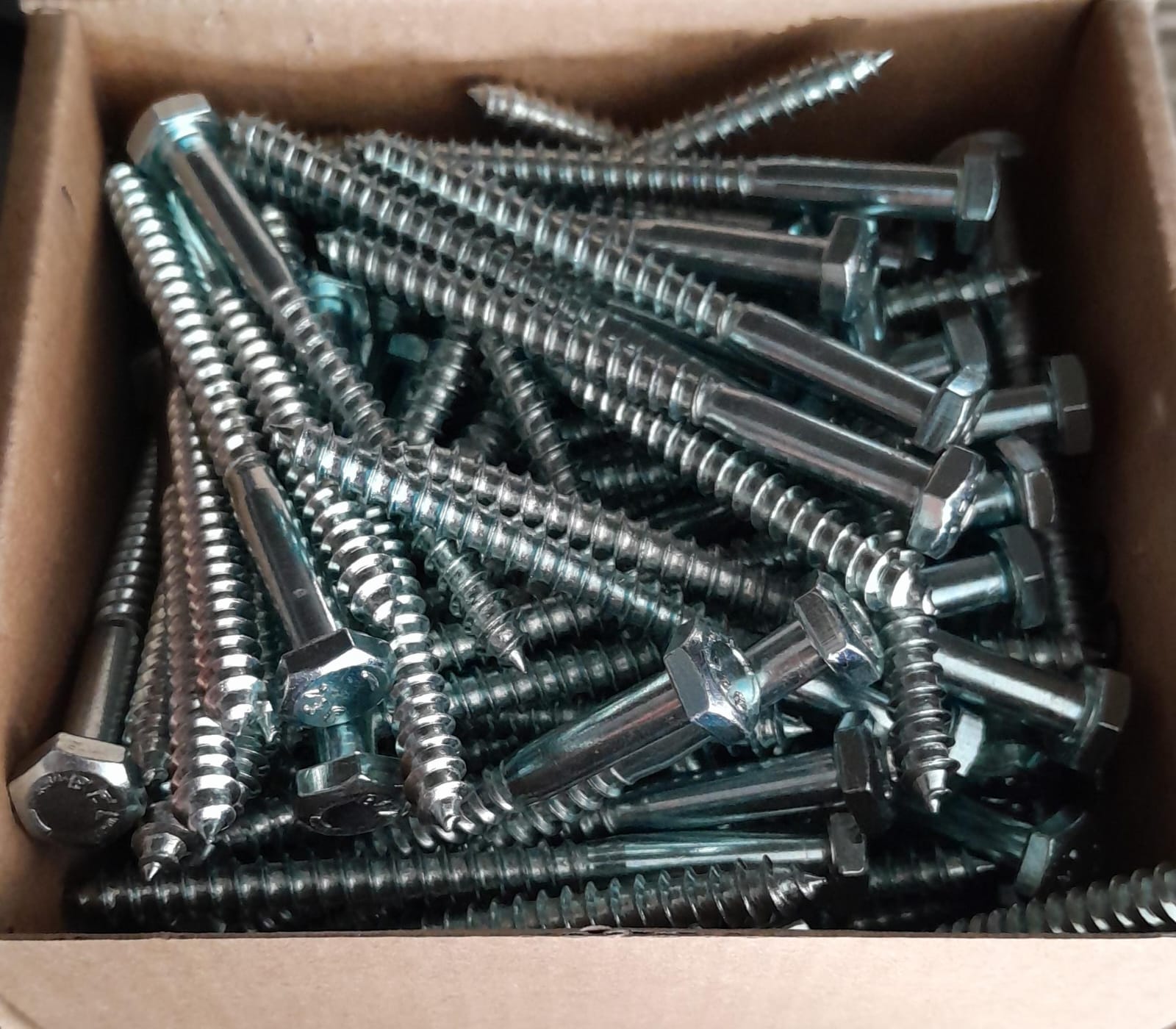 TIRAFONDO HEXAGONAL 3/8X21/2" X UN